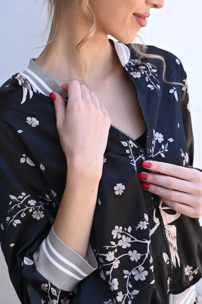 Sleek Blossom Tracksuit - Image 4