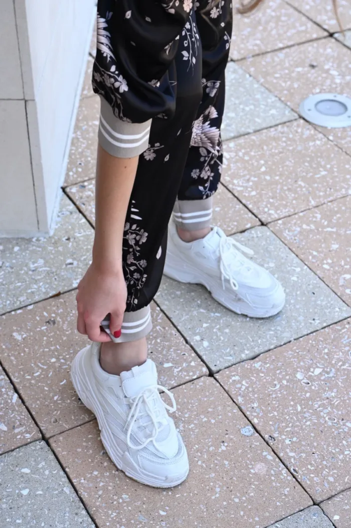 Sleek Blossom Tracksuit - Image 5